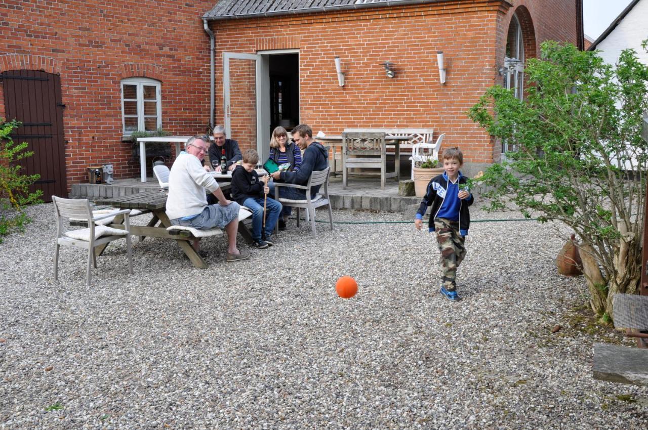Lundsgaard Bed & Breakfast Fåborg Extérieur photo